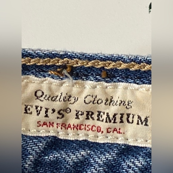 Vintage Big E 80s Levi’s Mom Jeans - Picture 13 of 16